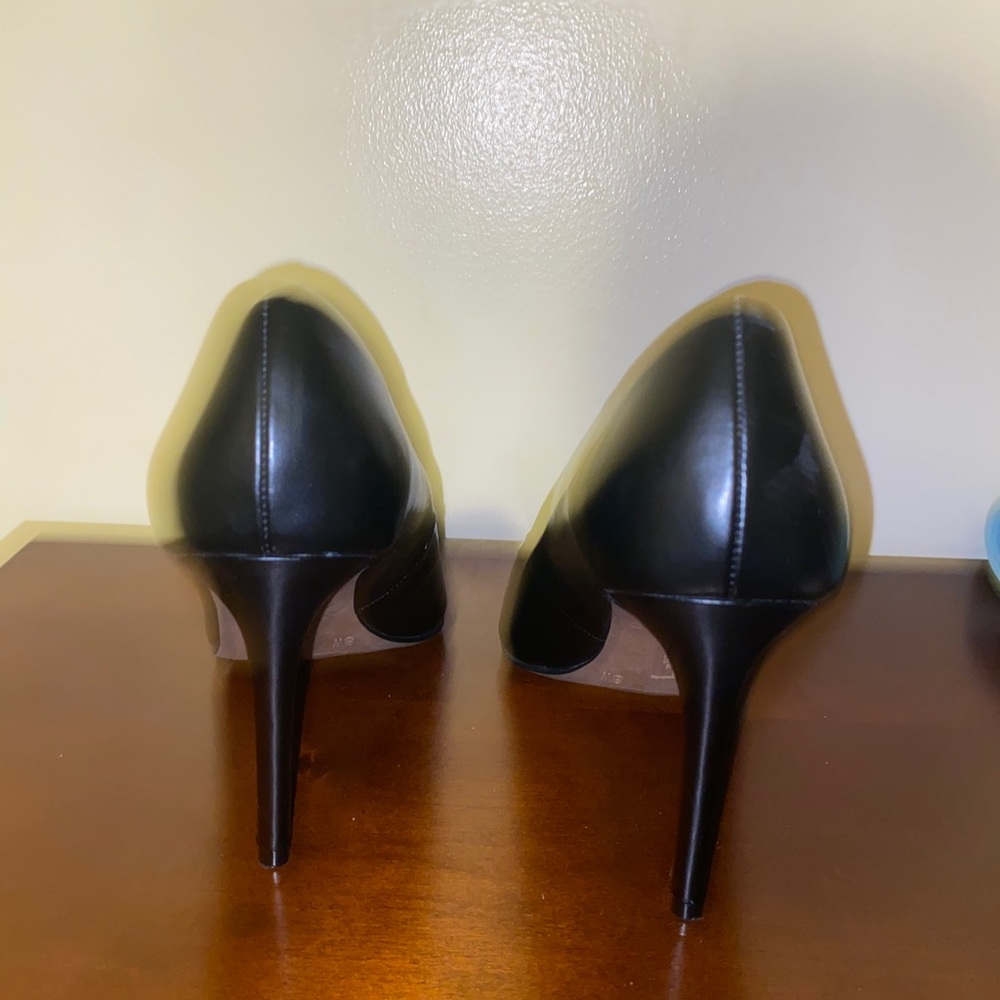 Black Christian Siriano - Picture 3 of 3